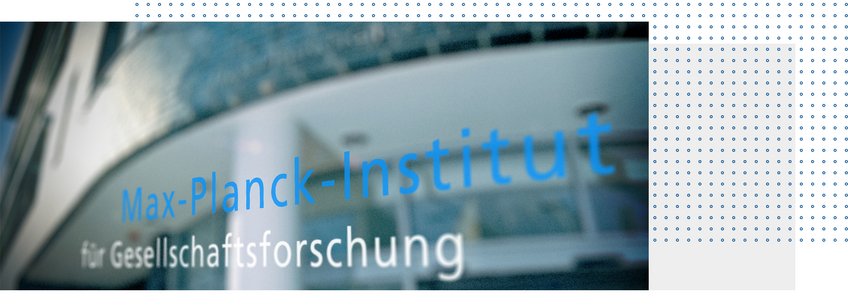 Profil Schriftzug "Max-Planck-Institut für Gesellschaftsforschung" vor dem Eingang des MPIfG-Gebäudes